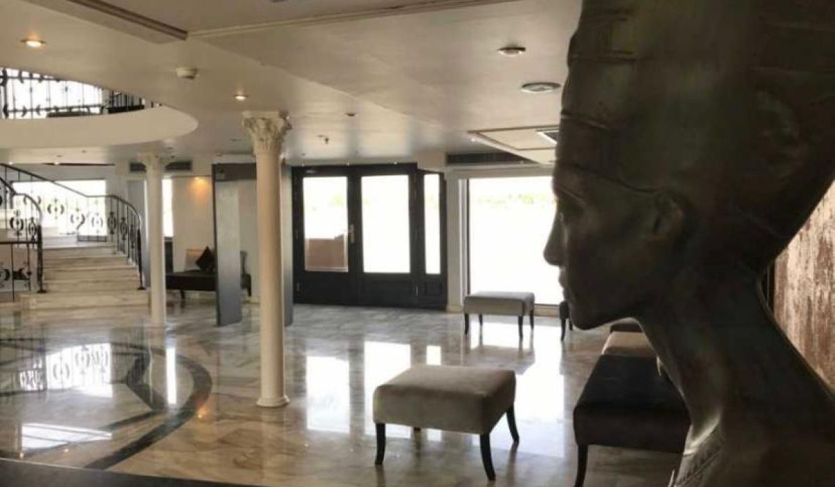 WhatsApp Image 2025-10-23 at 9.39.55 PM (3)