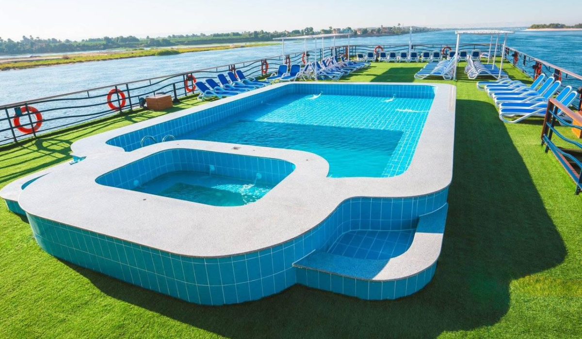 WhatsApp Image 2025-10-24 at 6.03.51 PM (1)