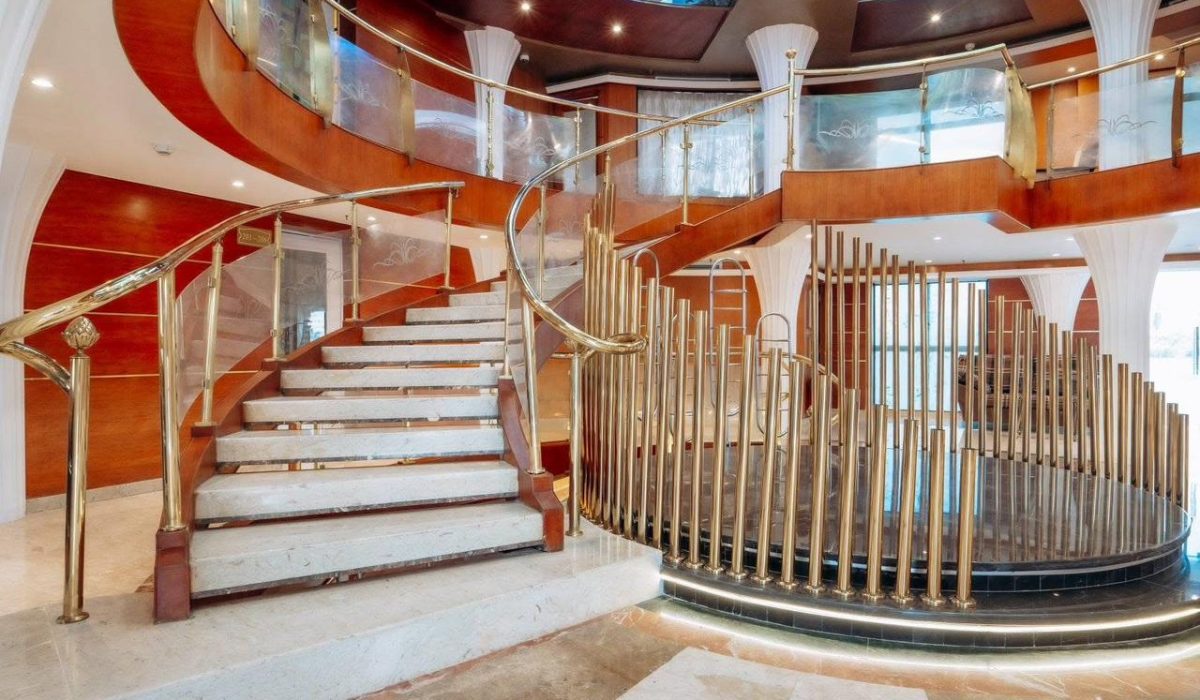 WhatsApp Image 2025-10-24 at 6.03.53 PM (2)