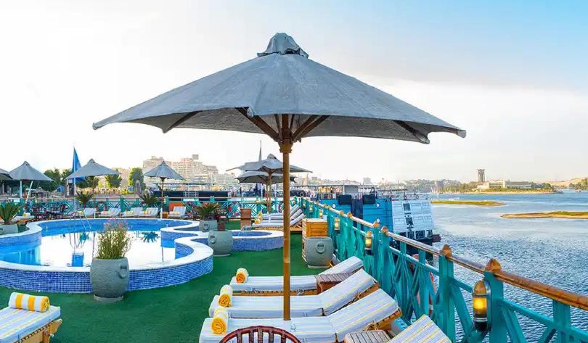 WhatsApp Image 2025-10-25 at 4.08.21 PM (1)