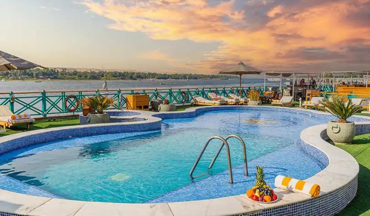 WhatsApp Image 2025-10-25 at 4.08.22 PM (2)