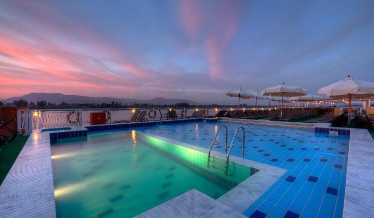 WhatsApp Image 2025-10-25 at 6.52.58 PM (1)