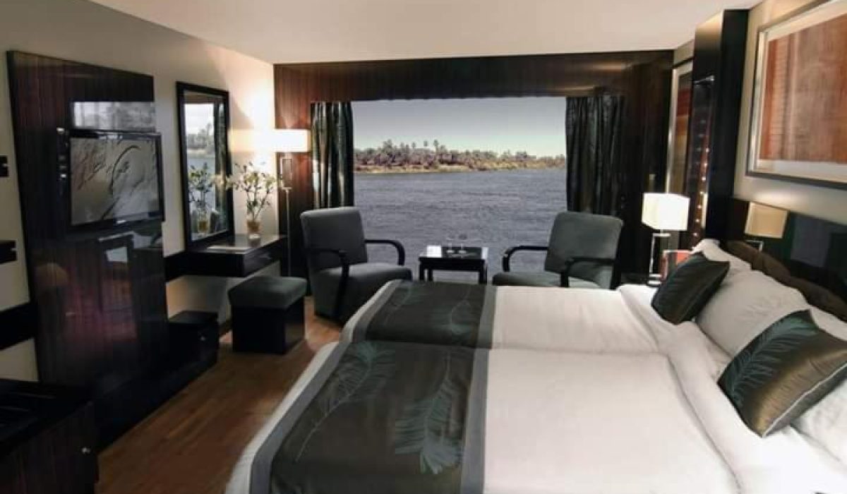 WhatsApp Image 2025-10-25 at 6.58.11 PM (3)