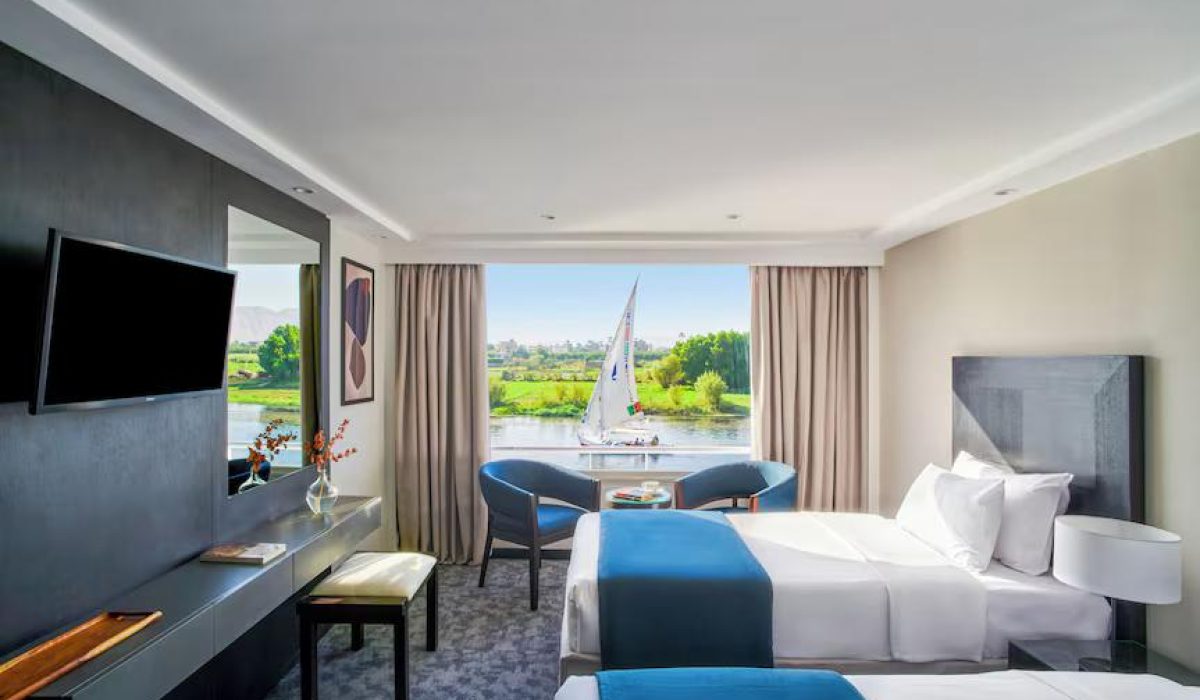 WhatsApp Image 2025-10-25 at 8.15.59 PM (1)