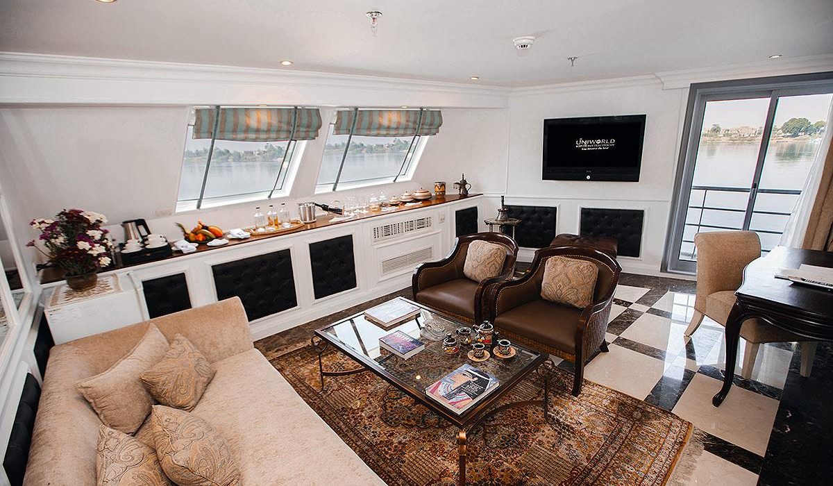 WhatsApp Image 2025-10-26 at 1.29.24 AM (1)