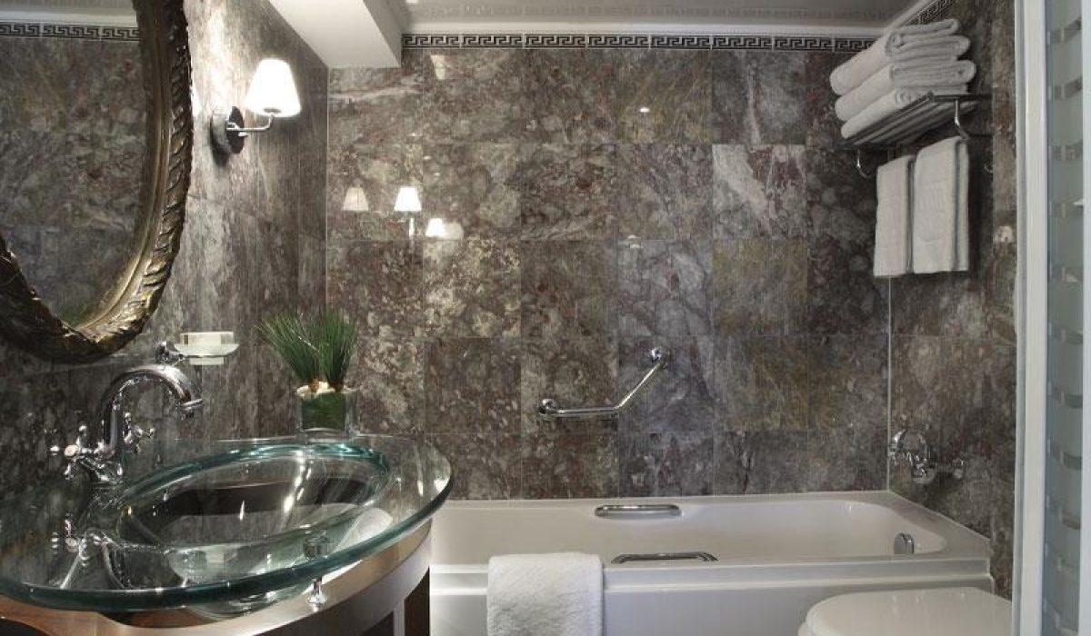 WhatsApp Image 2025-10-26 at 2.07.52 AM (1)