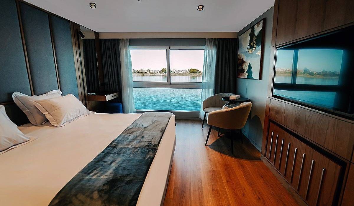 WhatsApp Image 2025-10-26 at 2.31.52 AM (2)